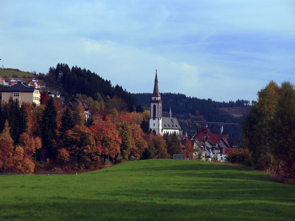 Ferienwohnung am Eisweiher Titisee-Neustadt Exterior foto